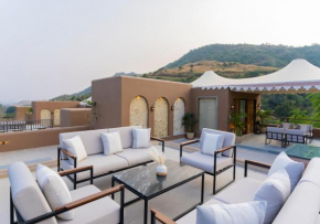 SaffronStays Moringa Valley - Oak Villa